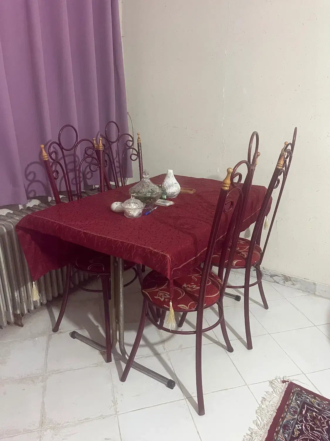 میز و ۴صندلی کاملا سالم|میز و صندلی غذاخوری|ساری, |دیوار