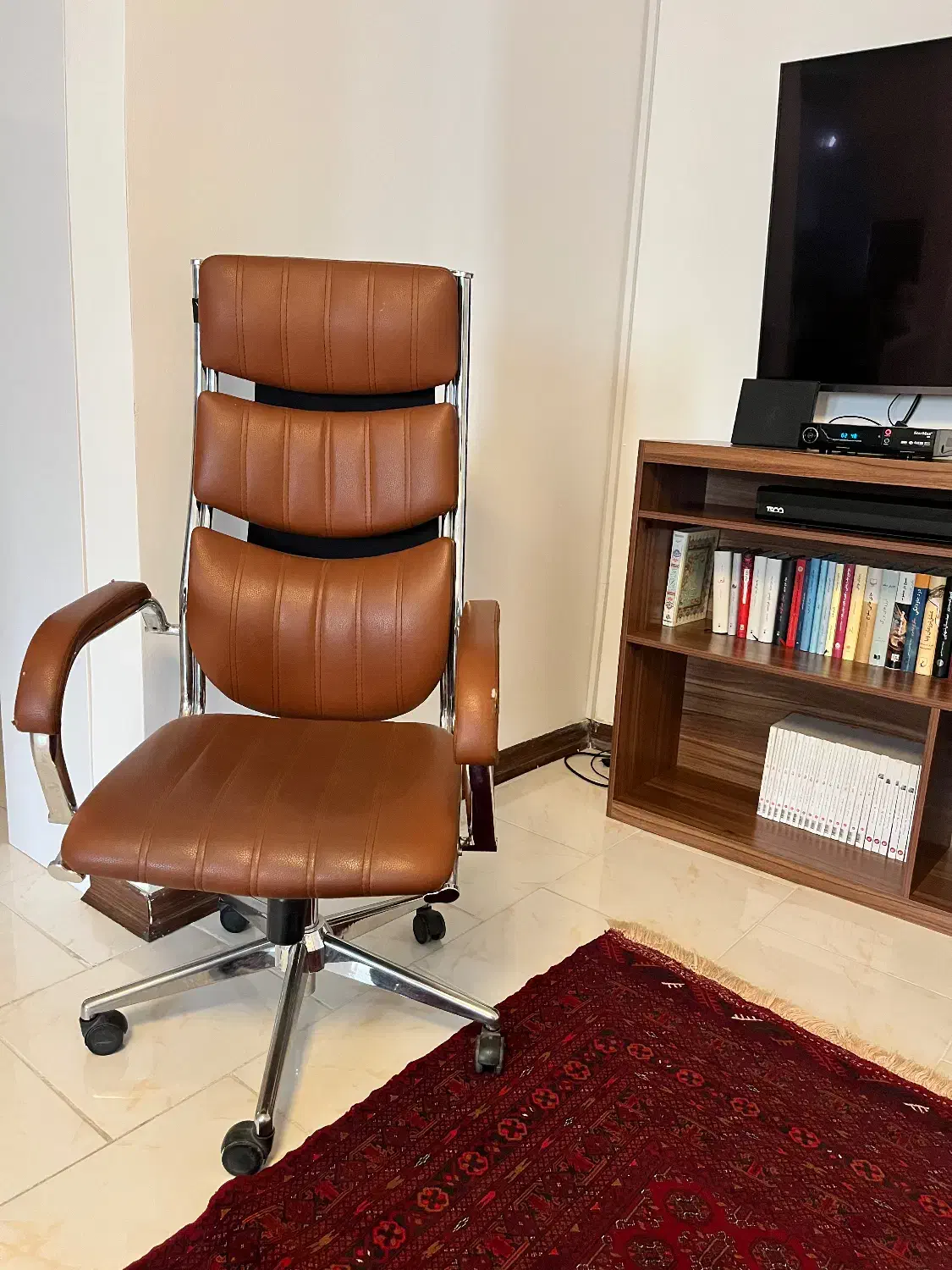 صندلی گردان مدیریتی|مبلمان اداری|پردیس, فاز ۱۱|دیوار