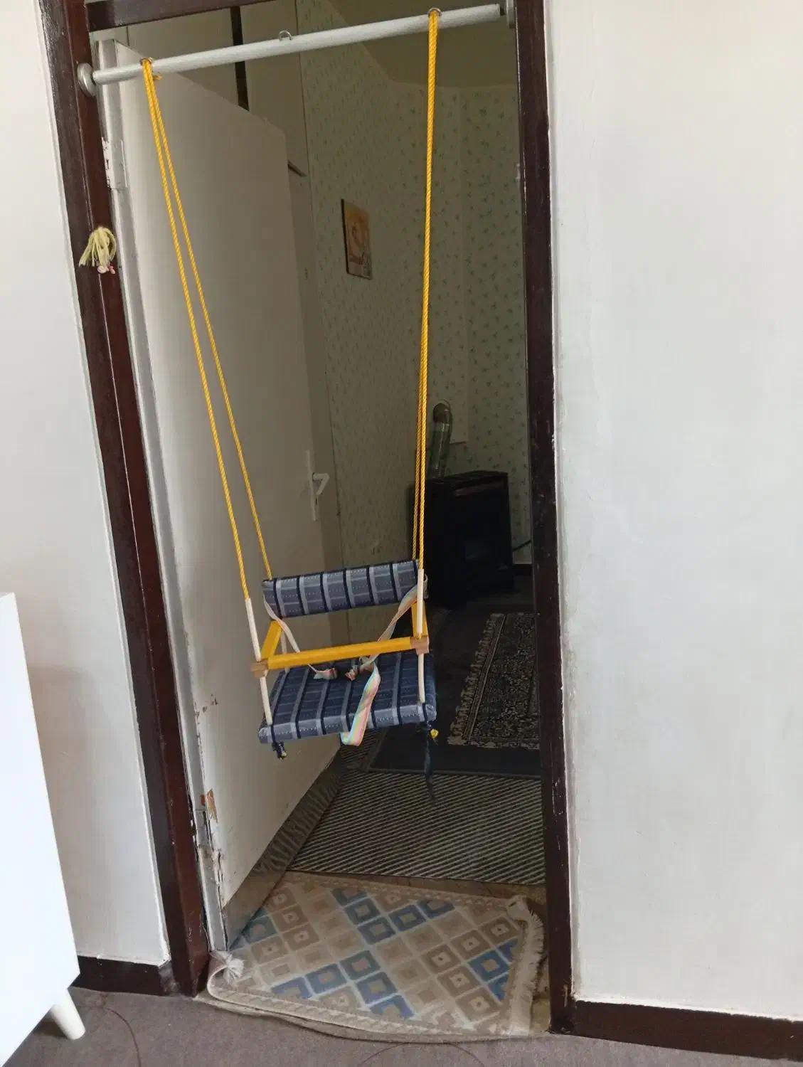 تاب|اسباب و اثاث بچه|دوگنبدان, |دیوار