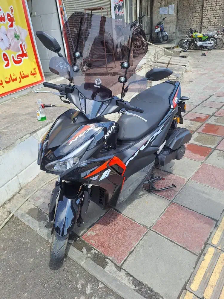 موتور|موتورسیکلت|قلعه نو, |دیوار