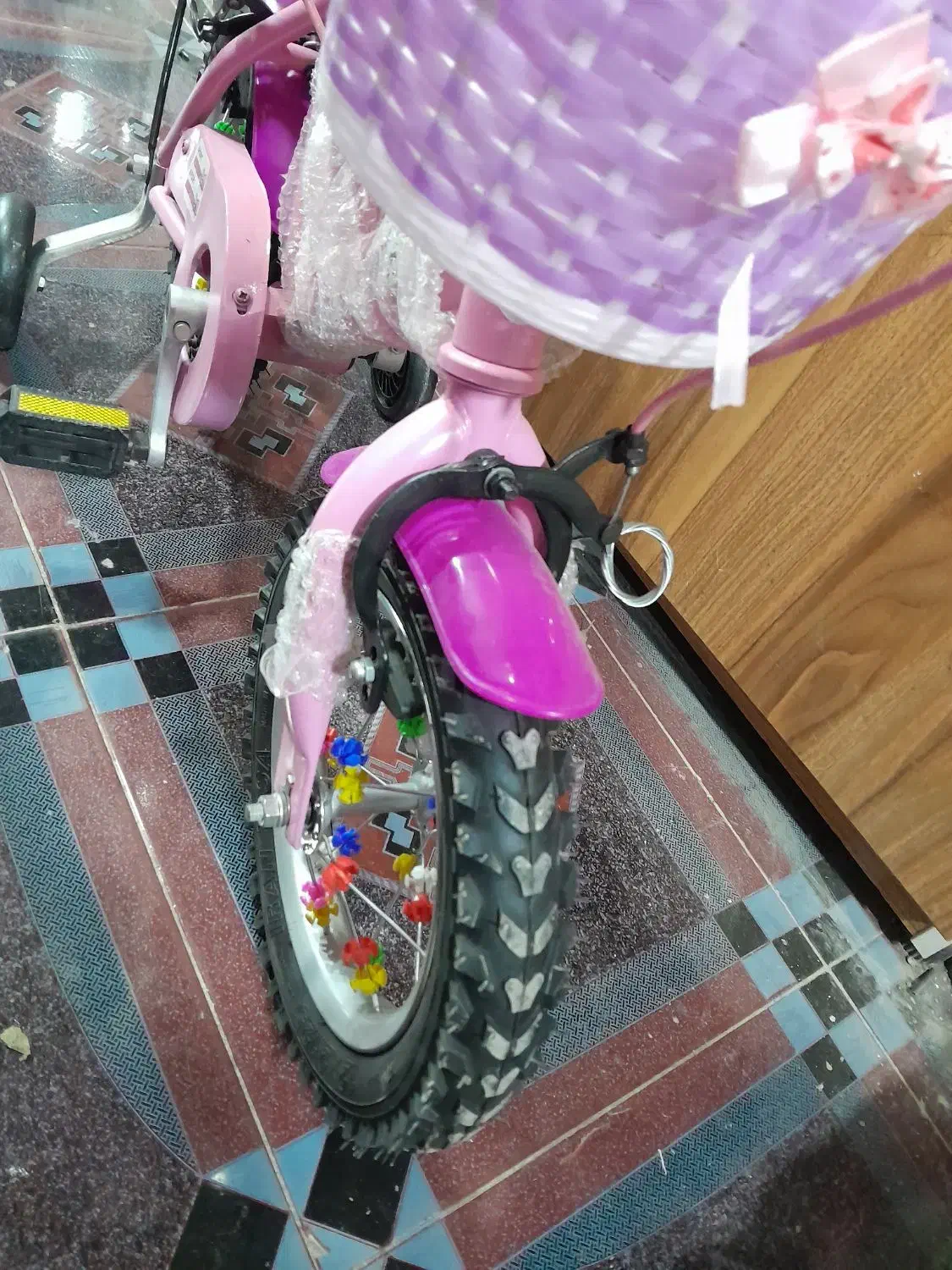 دوچرخه ۱۲و۱۶|دوچرخه، اسکیت، اسکوتر|آشخانه, |دیوار