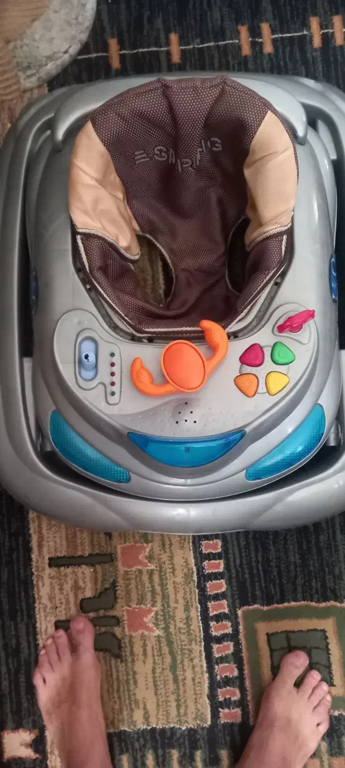 رو روئک تقریبن نوهست موزیکال دارد|اسباببازی بچه|شاهینشهر, خانه کارگر|دیوار