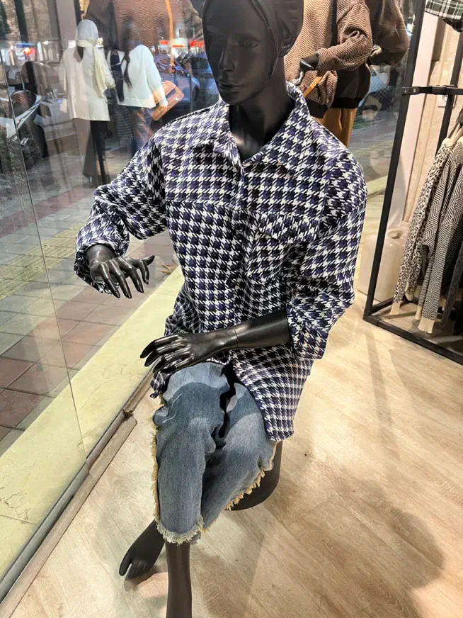 مانکن|فروشگاه و مغازه|رشت, معلم|دیوار