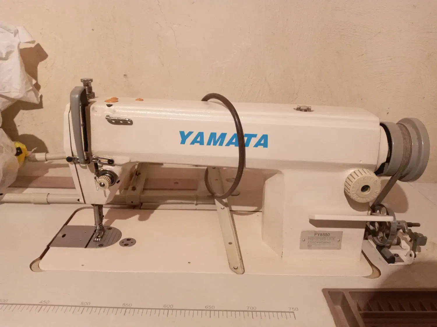 راسته دوز|چرخ خیاطی و ریسندگی|اصفهان, اندوان|دیوار