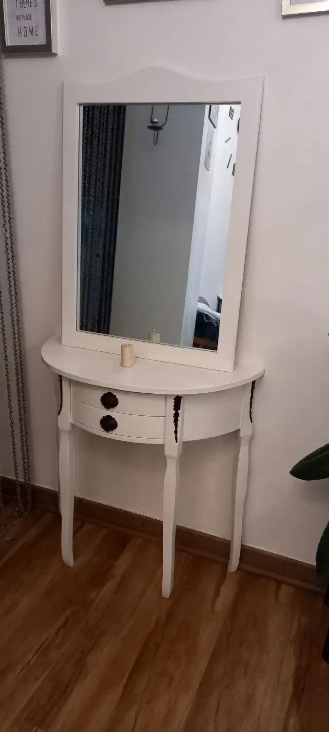 اینه|بوفه، ویترین، کنسول|نمین, |دیوار