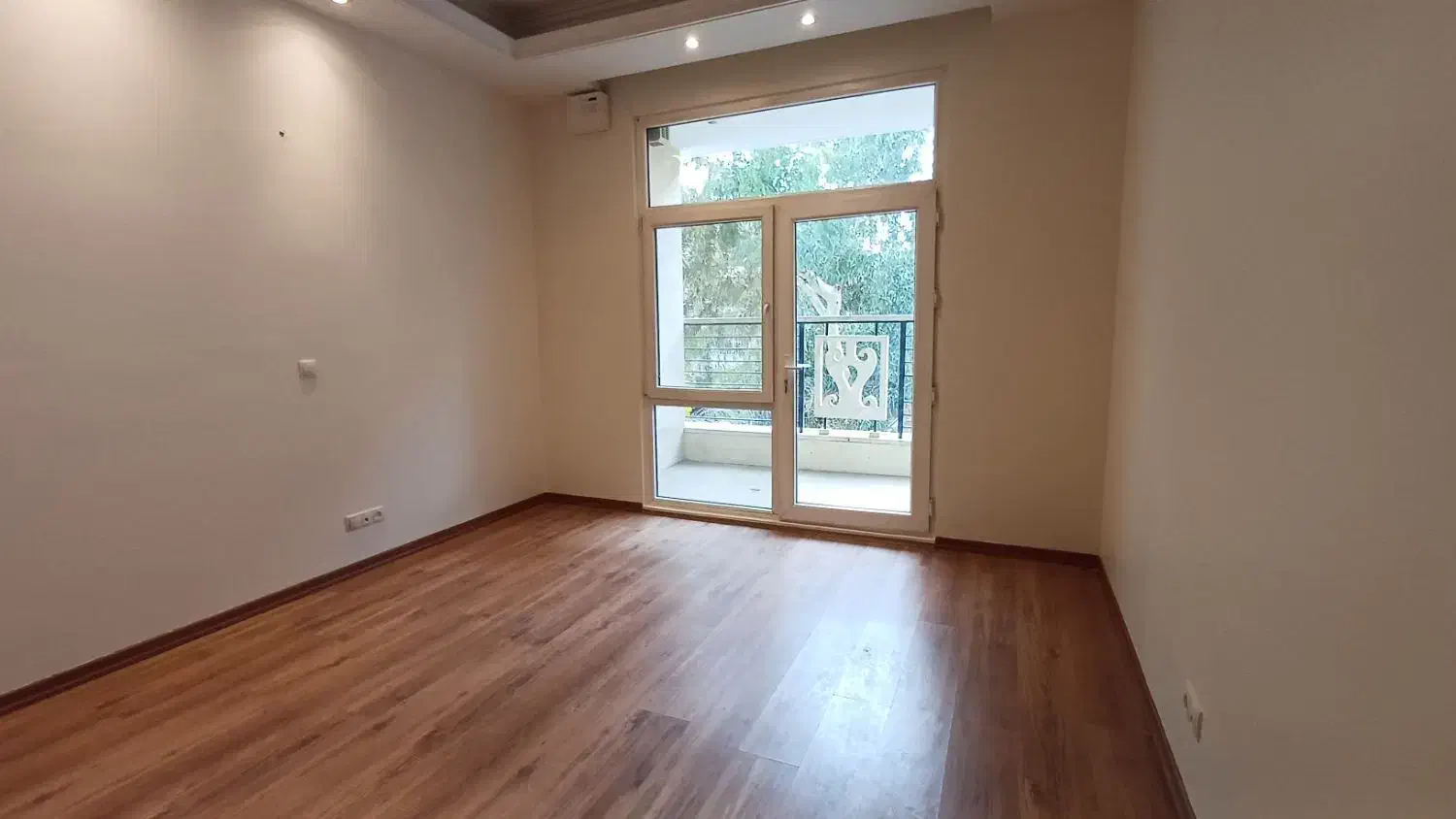 آپارتمان ۱۵۸متر/۳خ/۲p/فول مشاعات/دروس