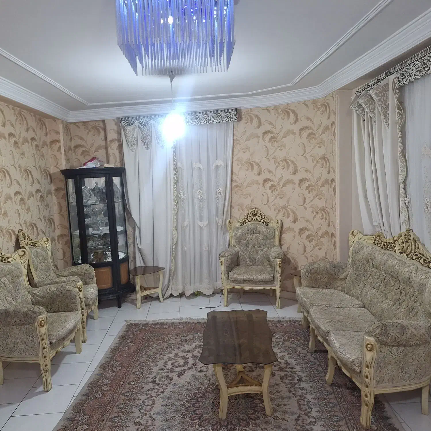 مبلمان  سلطنتی 7نفره با میز وسط|مبلمان خانگی و میز عسلی|گرگان, |دیوار