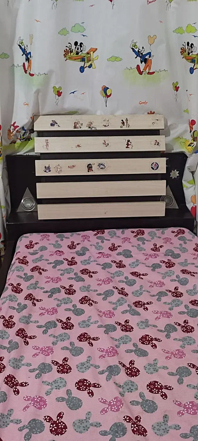 تخت یک نفره نوجوان|تخت و سرویس خواب|نهبندان, |دیوار