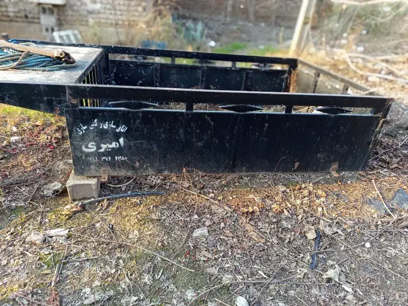 اتاق مزدا|ماشین‌آلات صنعتی|خان ببین, |دیوار