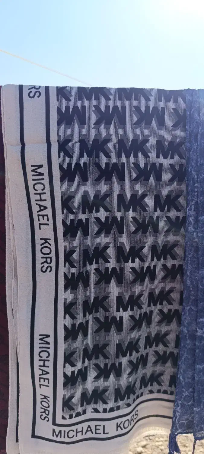 شال و روسری|لباس|اصفهان, ناصرخسرو|دیوار