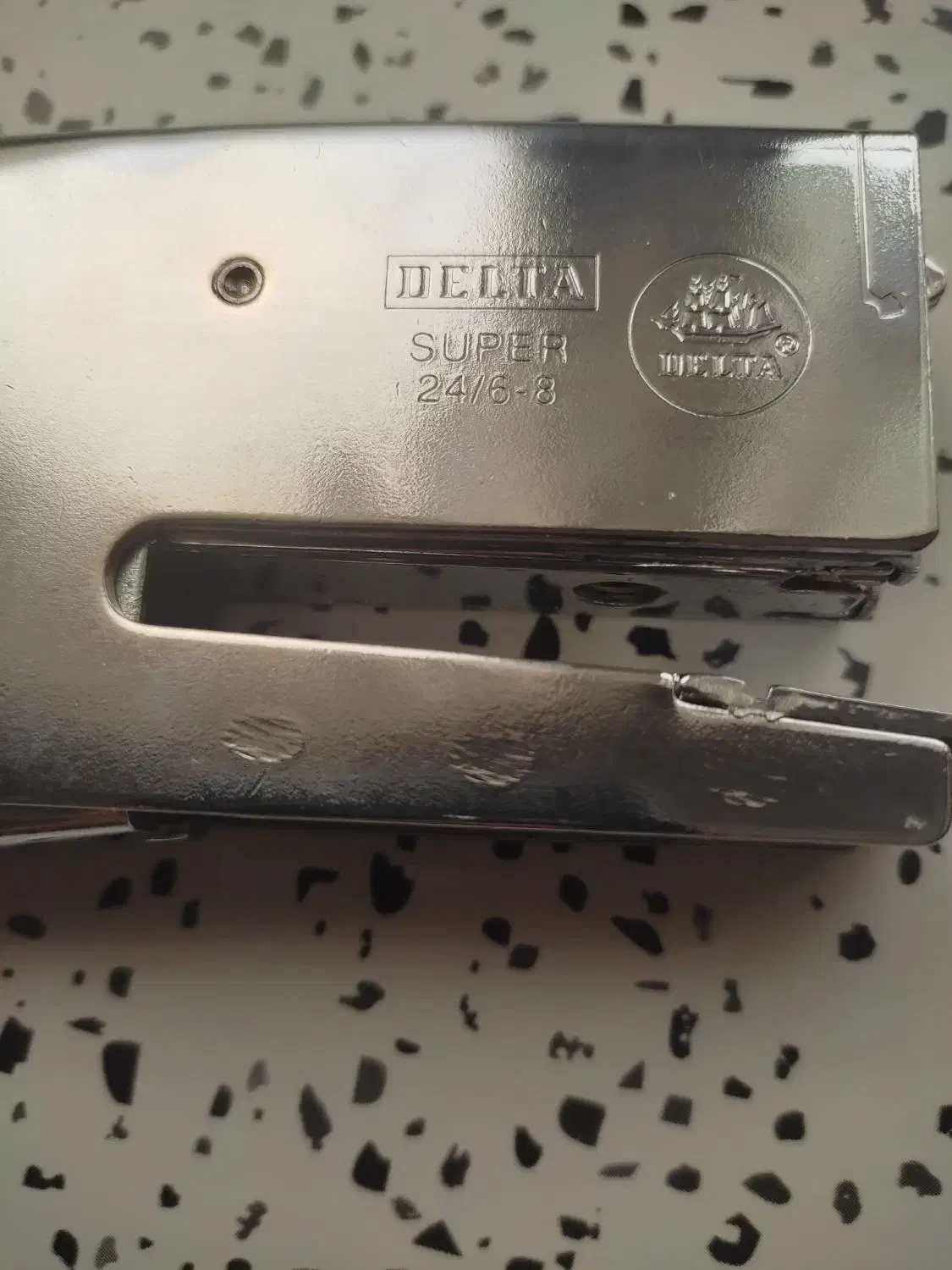 میخکوب|لوازم التحریر|ارومیه, |دیوار