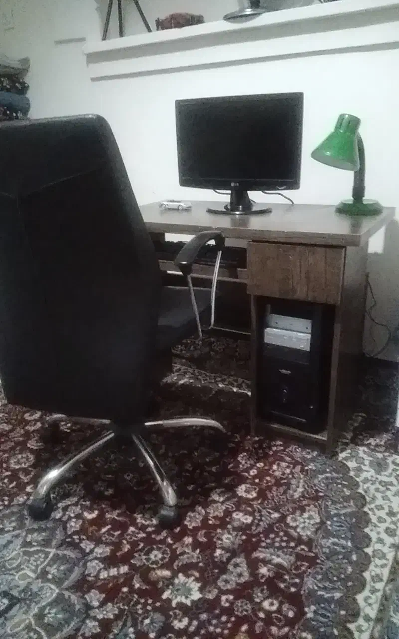 کامپیوتر درحدنوویندوزسون|میز تحریر و کامپیوتر|کرج, آق تپه|دیوار