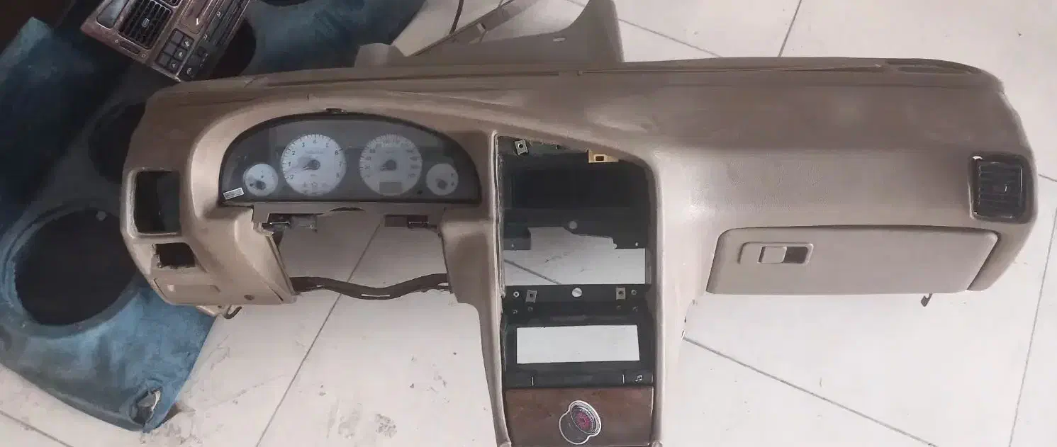 داشبورد کرم پارس و ۴۰۵|قطعات یدکی و لوازم جانبی|کرمان, |دیوار