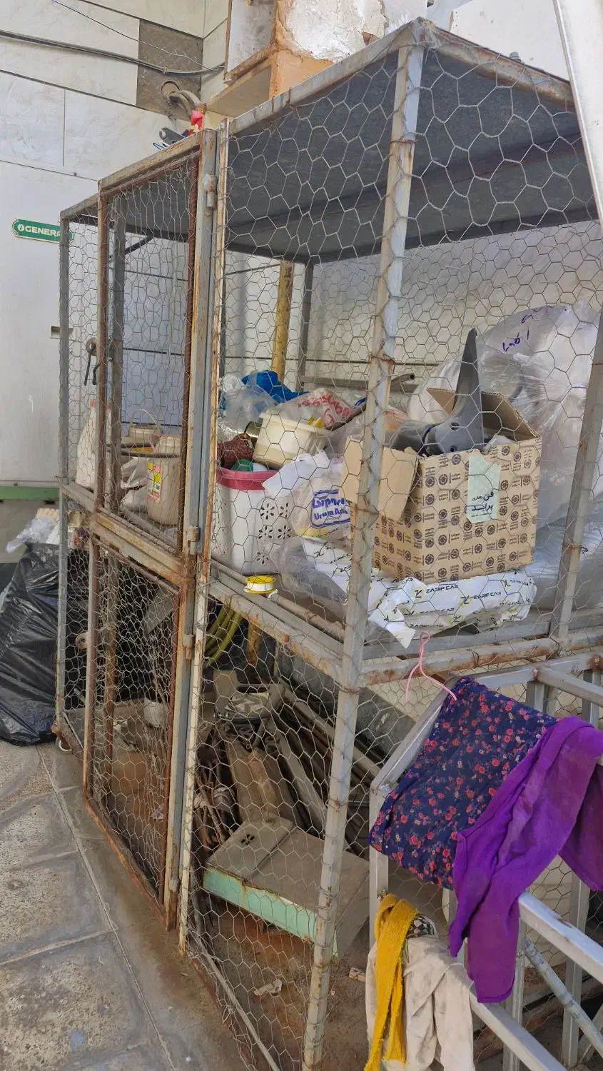 قفس دوطبقه مرغ وخروس|لوازم جانبی حیوانات|امیدیه, |دیوار