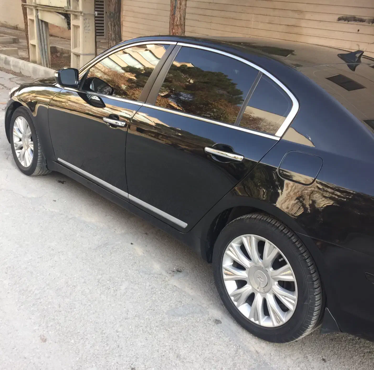 جنسیس سدان ۲۰۱۱|خودرو سواری و وانت|اصفهان, باغ گلها|دیوار