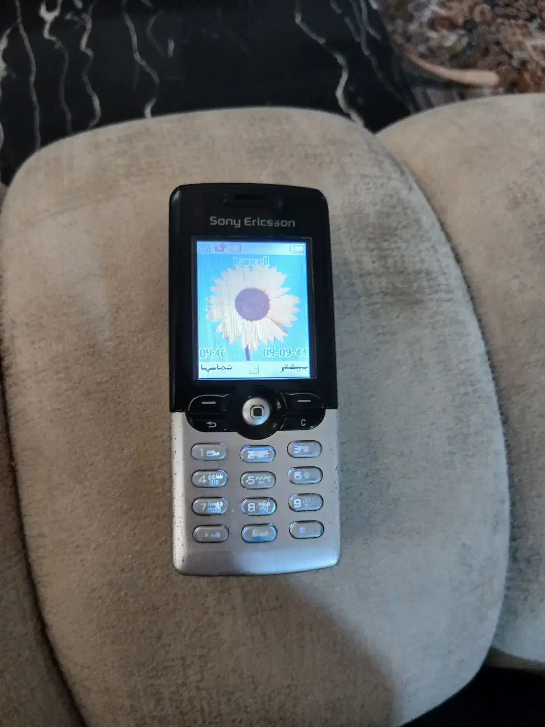 گوشی سونی اریکسون اصل|موبایل|احمدآبادمستوفی, |دیوار