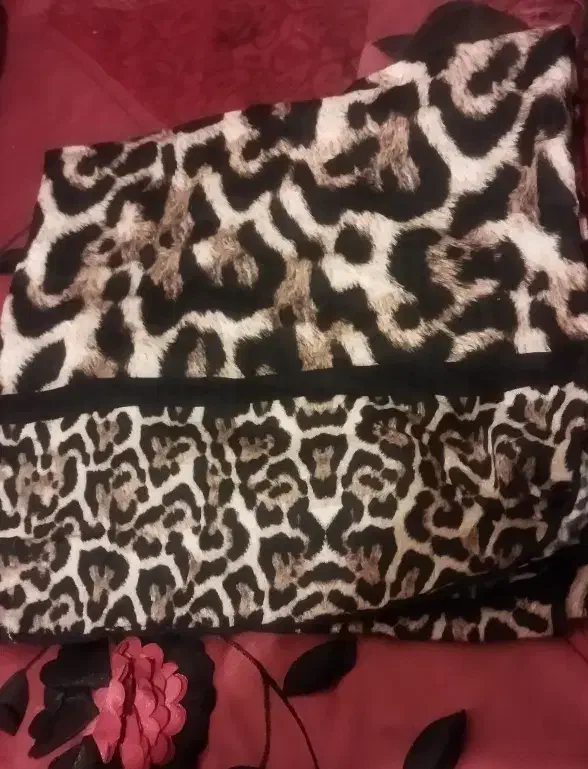 تعدادی شال و روسری|لباس|کرج, فاز ۳ گوهردشت|دیوار