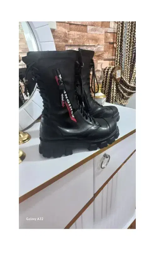 کفش پاشنه بلند سایز ۳۹ و پوتین اونم سایز ۴۰|کیف، کفش، کمربند|کرج, خرمدشت|دیوار