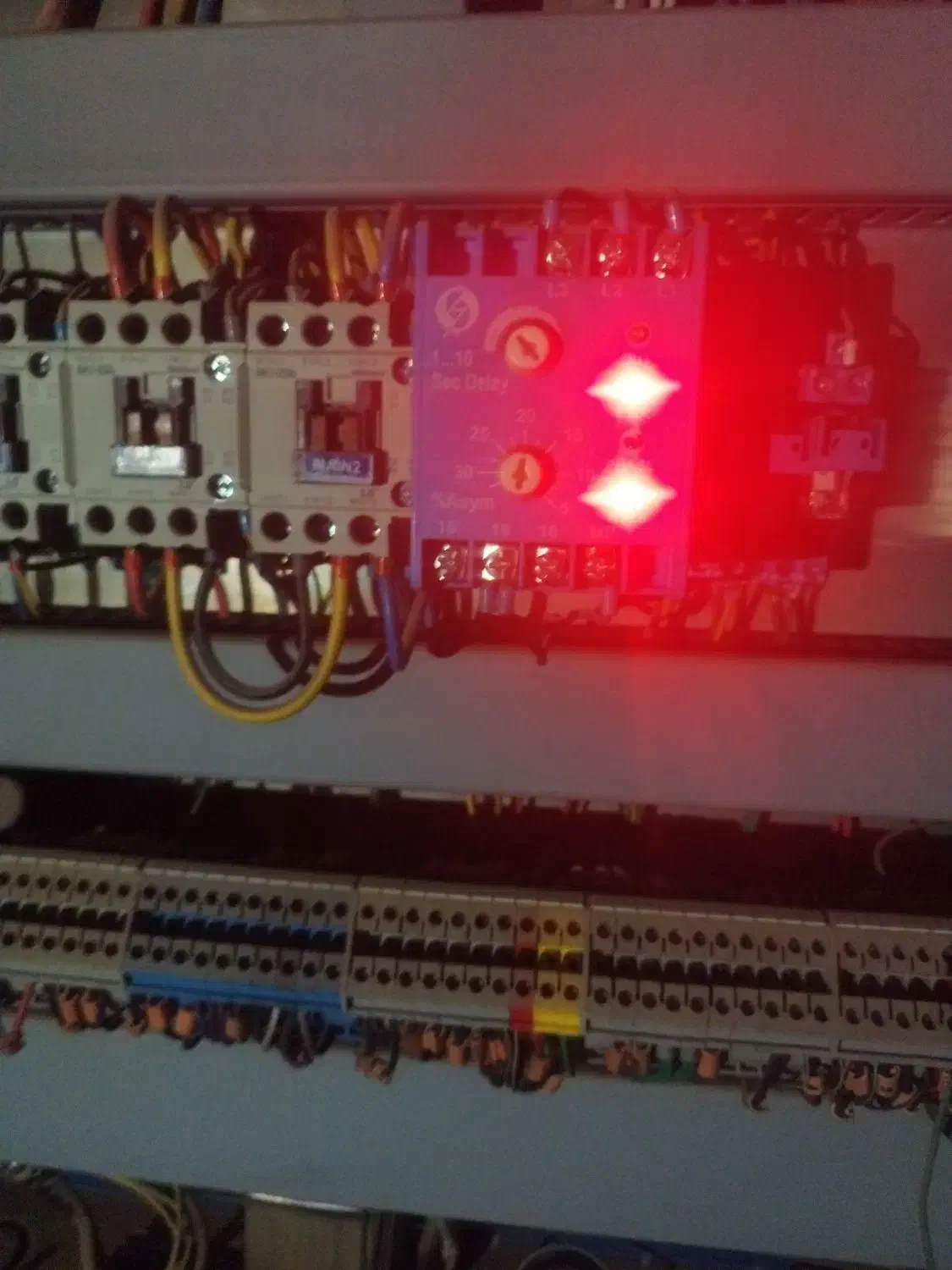 برقکار ساختمان.گلستان/شهرک دانشگاه. اهواز|خدمات پیشه و مهارت|اهواز, گلستان|دیوار