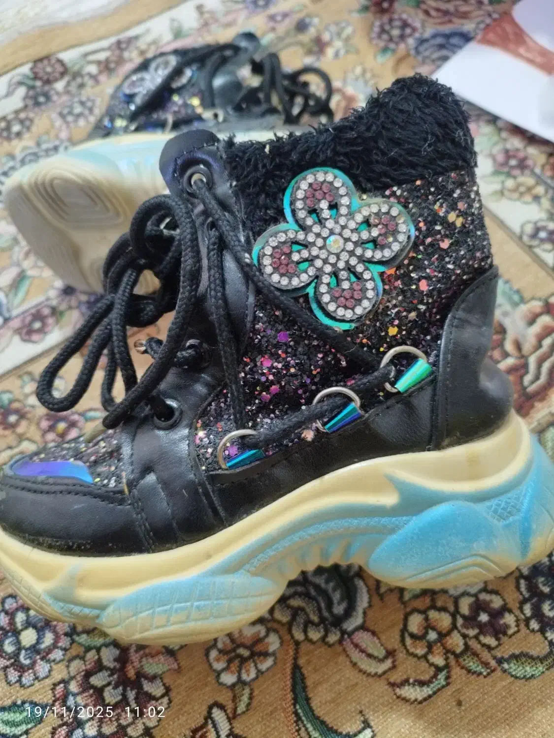 پوتین کچانه|کفش و لباس بچه|سقز, |دیوار