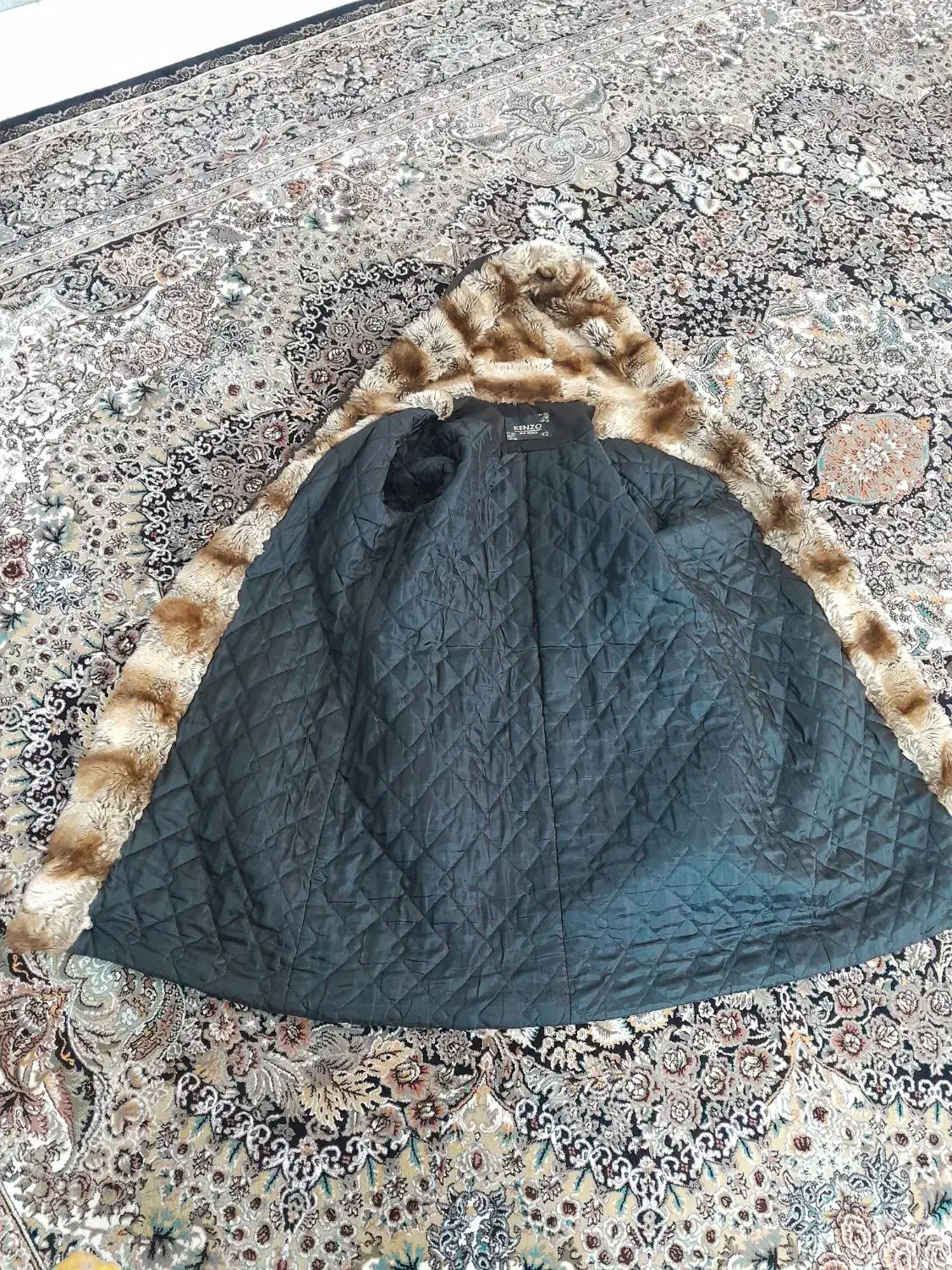 پالتوزنانه سایز۳۸،۴۲ بسیارگرم|لباس|رباطکریم, رباطکریم|دیوار