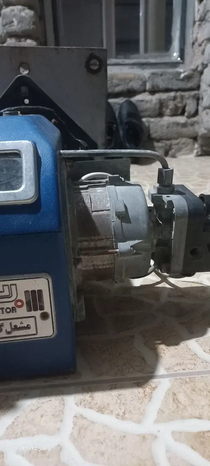 مشعل گازی در حد|ابزارآلات|خوی, |دیوار