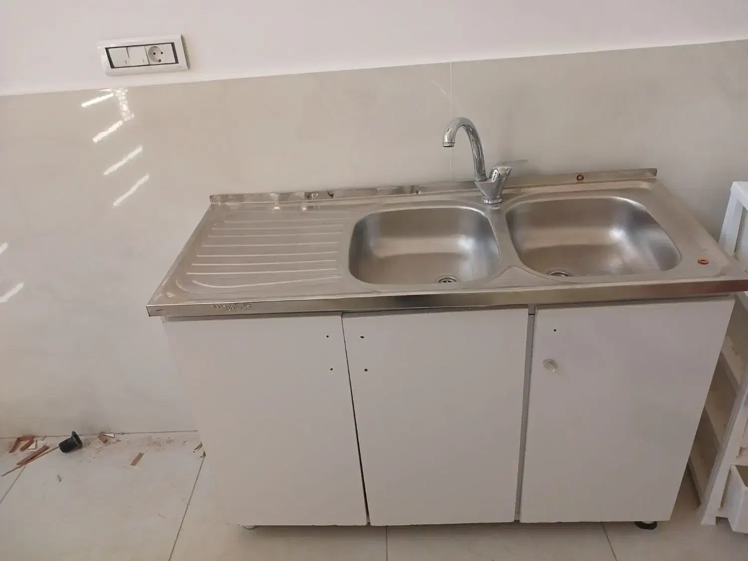 سینک و ابچکان|آب‌چکان و نظم‌دهنده ظروف|بوکان, |دیوار