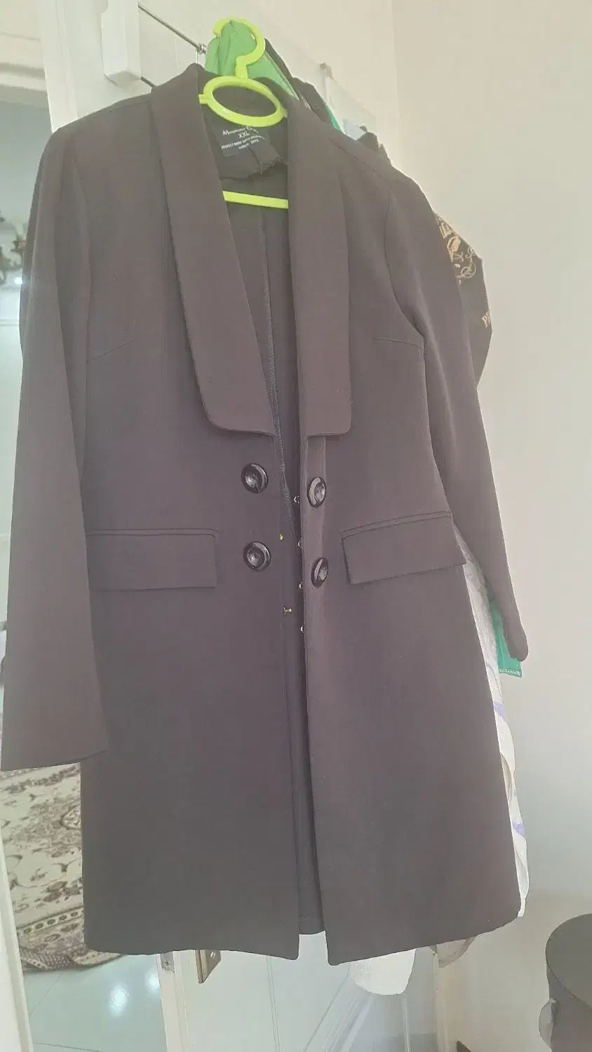 مانتو تا سایز 40.42 200 هزار تومان|لباس|تهران, گمرک|دیوار