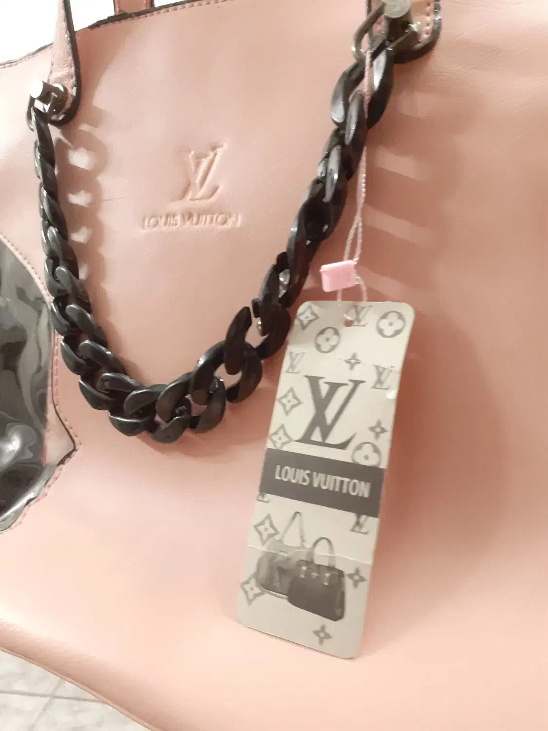 کیف|کیف، کفش، کمربند|لاهیجان, کوی آزادگان|دیوار