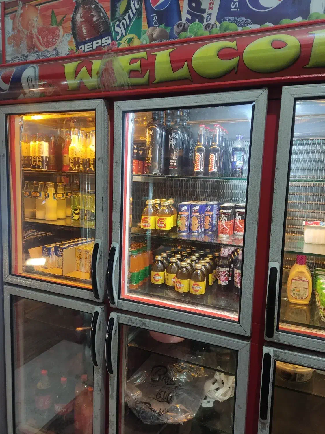 یخچال 6 درب|فروشگاه و مغازه|مرودشت, نقش رستم|دیوار