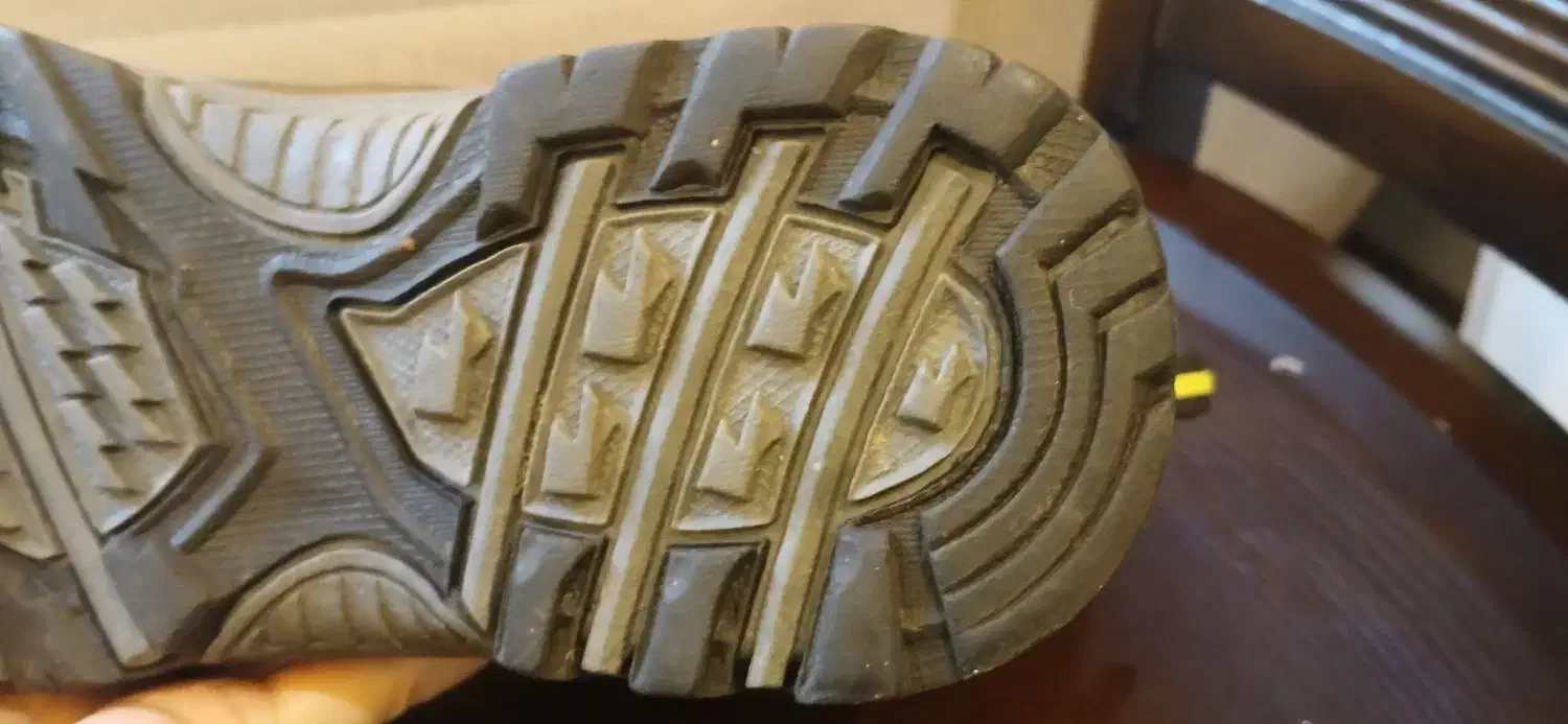 بت زمستانی.|کفش و لباس بچه|کلارآباد, |دیوار