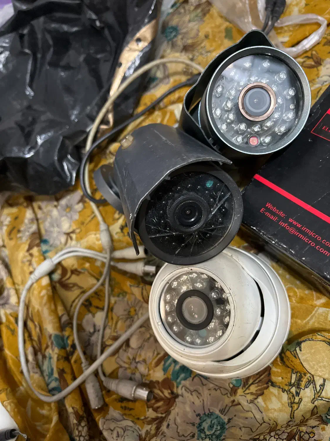 سه عدد دوربین|دوربین مداربسته|پاکدشت, پاکدشت (مامازند)|دیوار