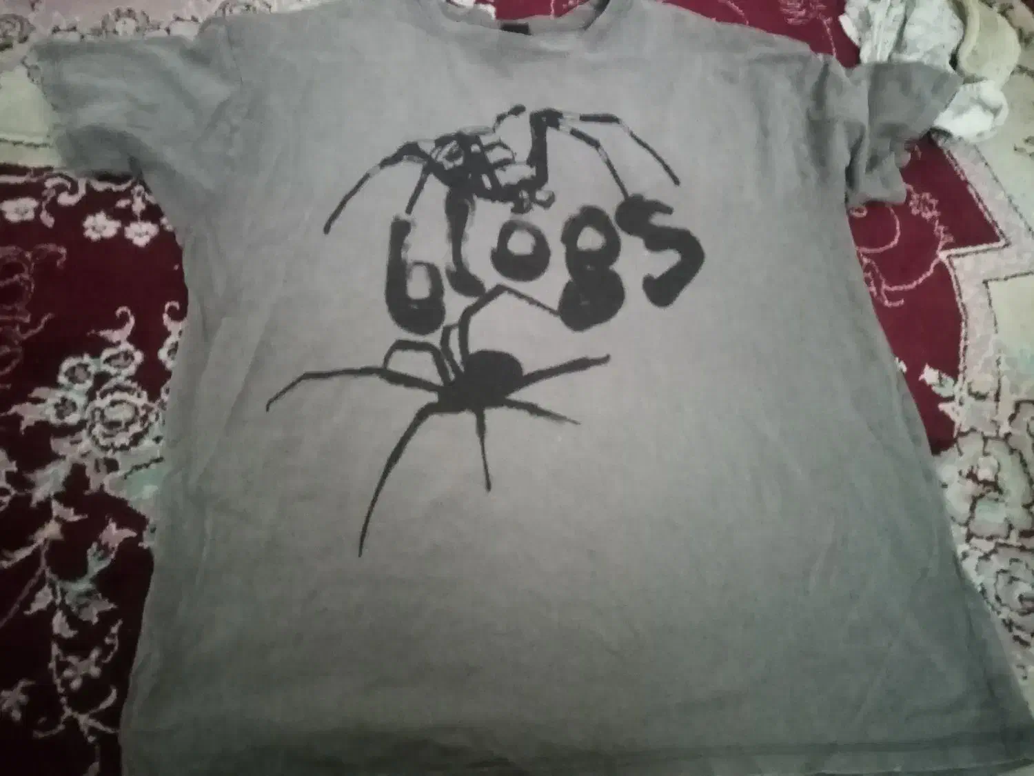 پیراهن|لباس|گرگان, |دیوار