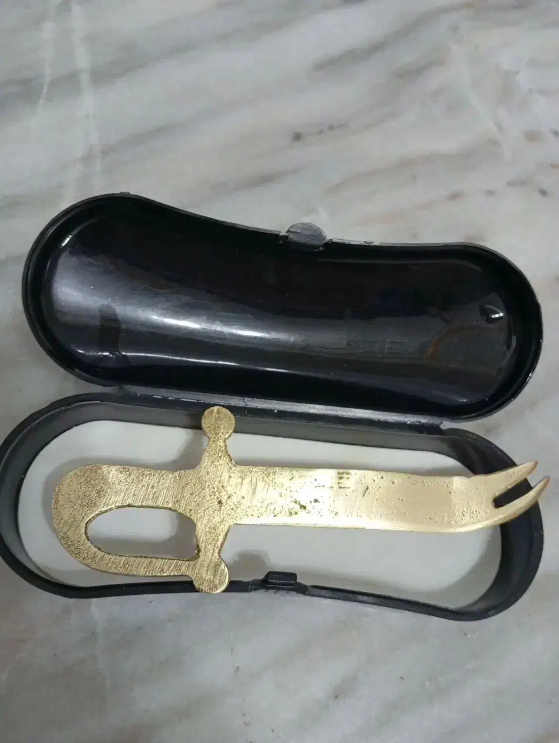 خنجر برنج قدیمی|کلکسیون اشیاء عتیقه|دزفول, |دیوار