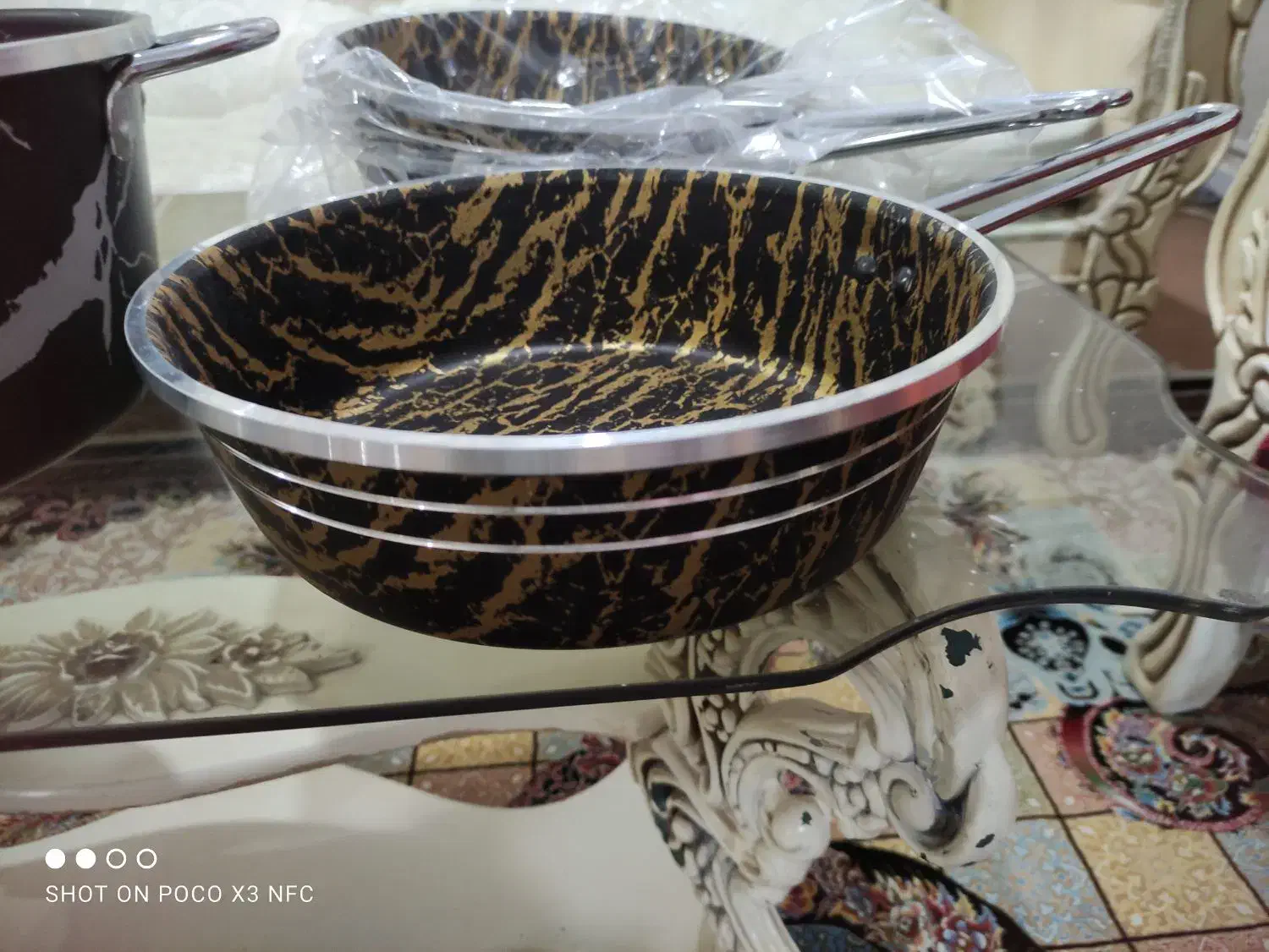 قابلمه ماموت ،ماهیتابه ماموت ،ماهیتابه طرح سنگی|ظروف پختوپز|مشکیندشت, |دیوار