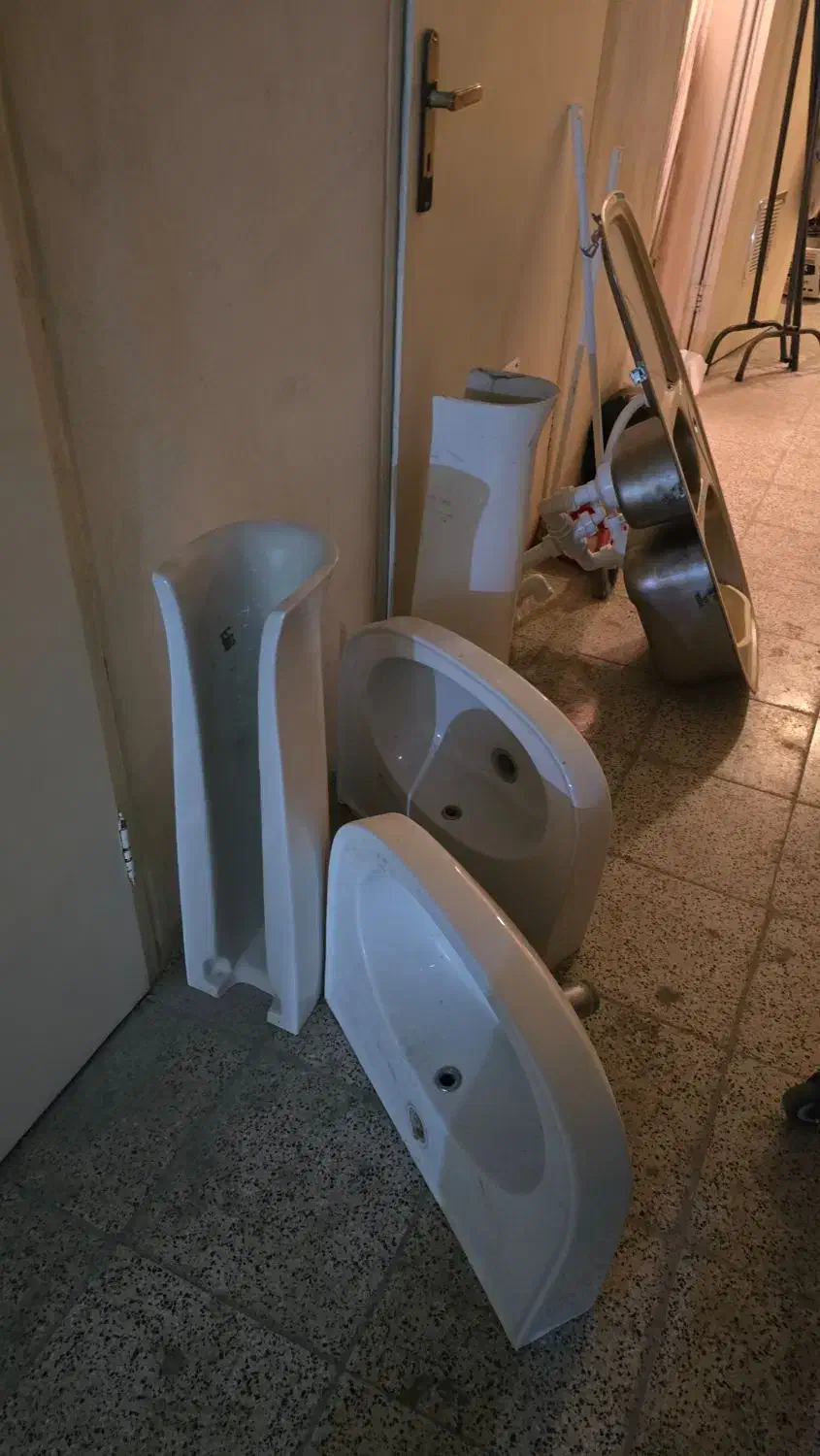 دو عدد روشویی مطابق عکس|مصالح و تجهیزات ساختمان|تهران, سازمان آب|دیوار