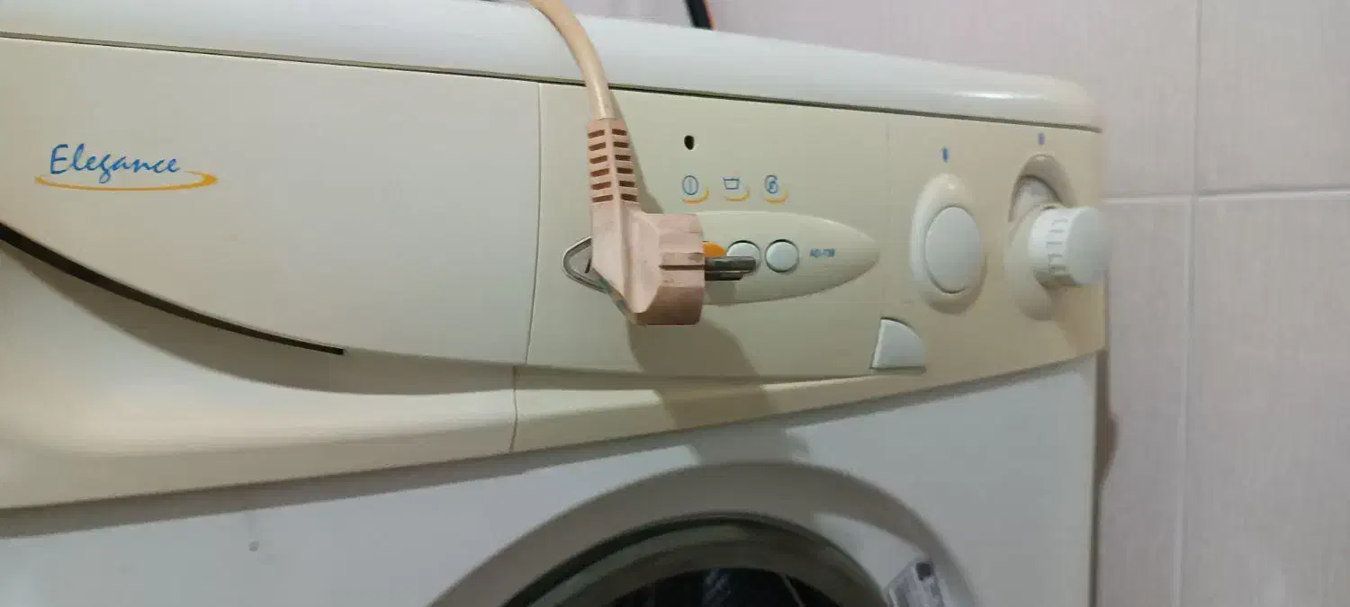 ماشین لباسشویی خشک کن|ماشین لباسشویی و خشک‌کن لباس|هشتگرد, گلسار|دیوار