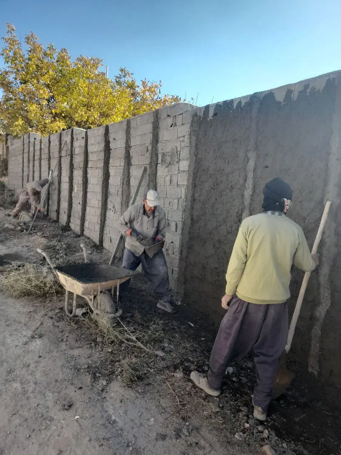 اتجام سیمانکاری سیاه سفید ودیوار کشی بلوک|خدمات پیشه و مهارت|دماوند, گیلاوند|دیوار