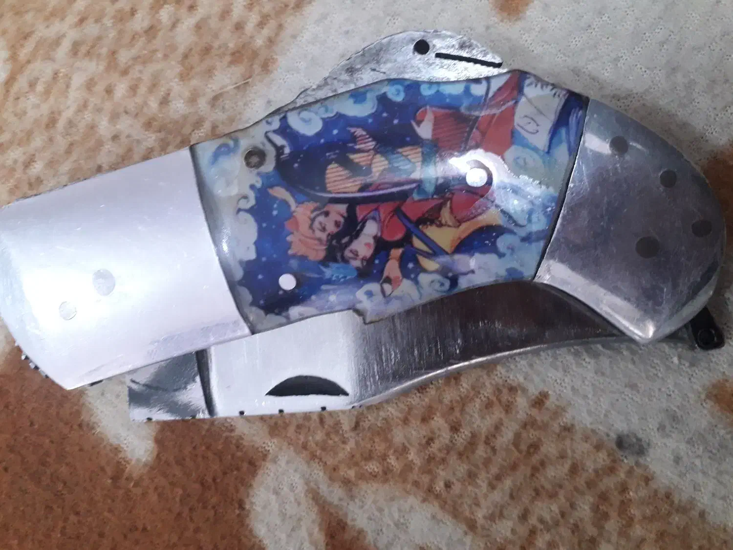 چاقو|کلکسیون اشیاء عتیقه|جهرم, |دیوار