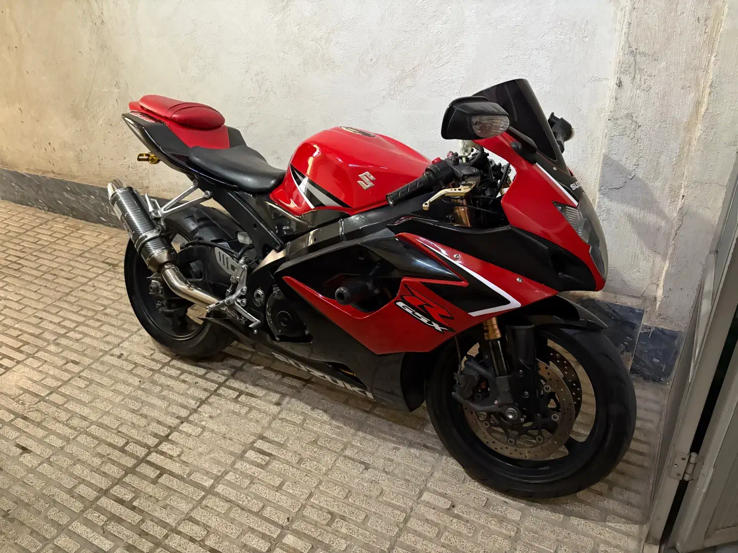 gsx 1000 سوزوکی|موتورسیکلت|تبریز, |دیوار