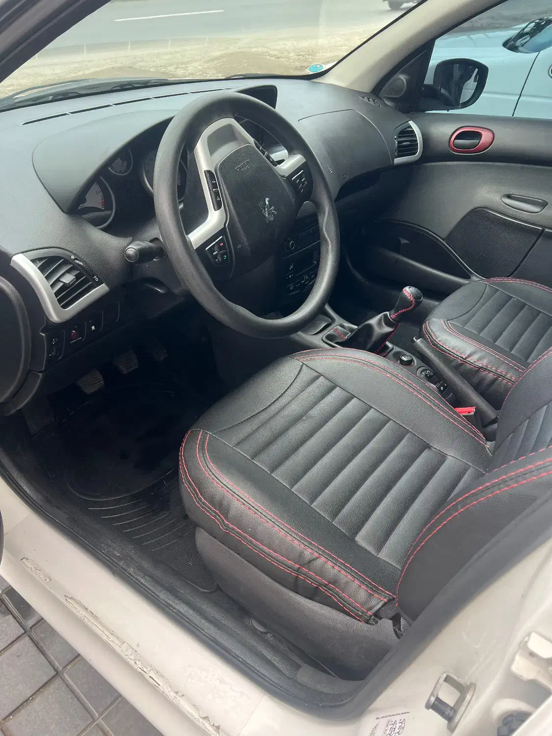 ۲۰۷تیوفایو کروز چهاردیسک کم کار|خودرو سواری و وانت|نوشهر, |دیوار