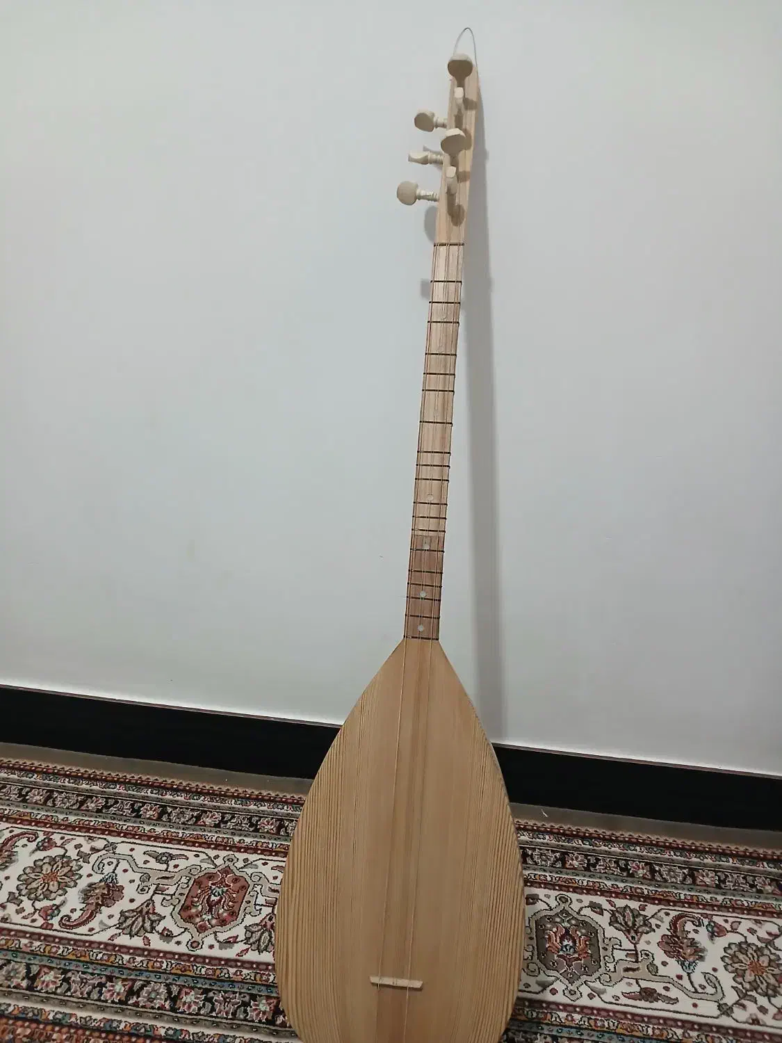 ساز|سازهای سنتی|ارومیه, |دیوار