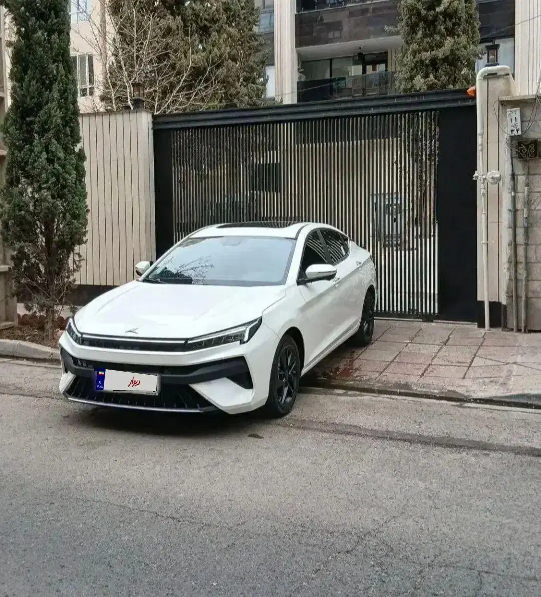 kmc j7|خودرو سواری و وانت|هشتگرد, شهرک اداری|دیوار