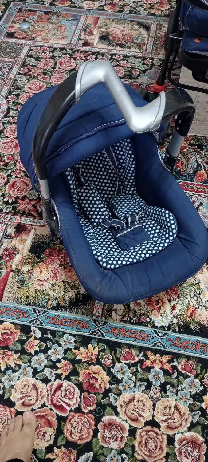 وسایل کودک تخت کنار مادر|تخت و صندلی بچه|اسلام‌شهر, شهرک قائمیه|دیوار