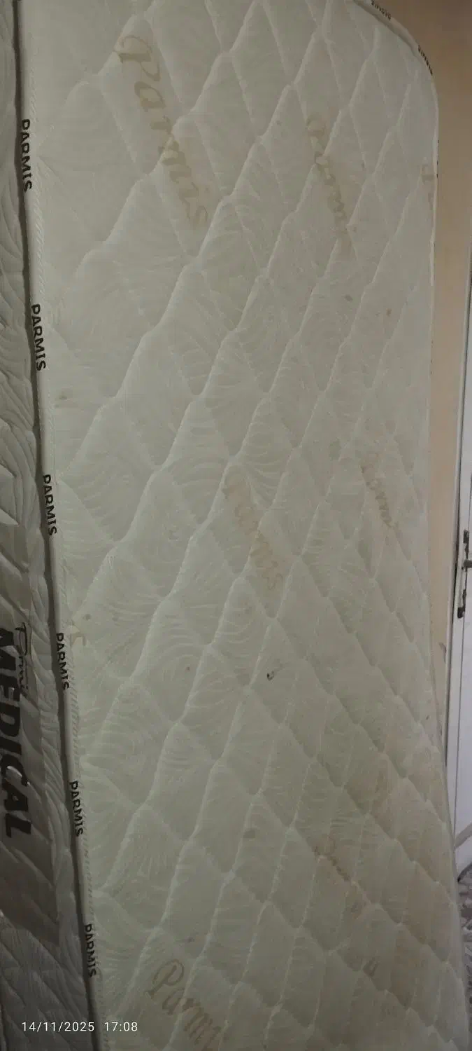 تشک یک نفره|تشک تختخواب|کیش, |دیوار