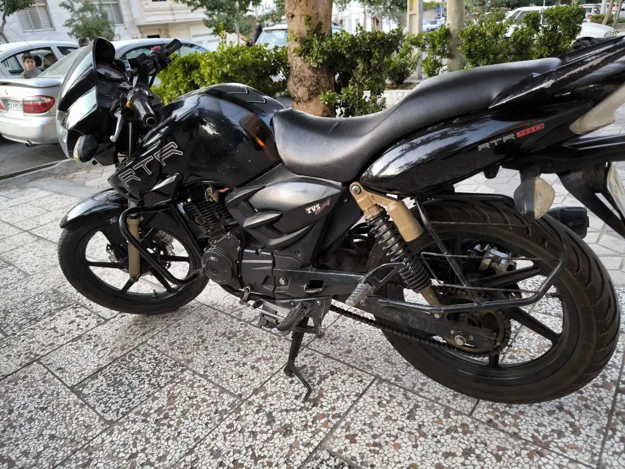 آپاچی 180 مشکی|موتورسیکلت|مشهد, بهارستان|دیوار