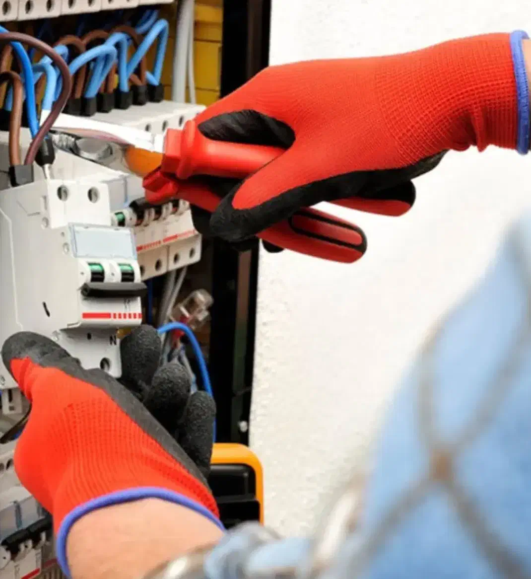 برق کار صنعتی و ساختمان|خدمات پیشه و مهارت|یاسوج, |دیوار