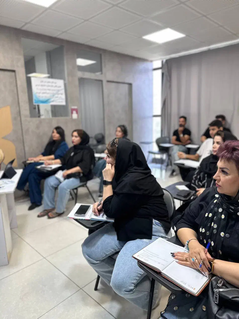 تخفیف ویژه آموزشی تزریقات وصل سرم نسخه خوانی|خدمات آموزشی|چابهار, |دیوار