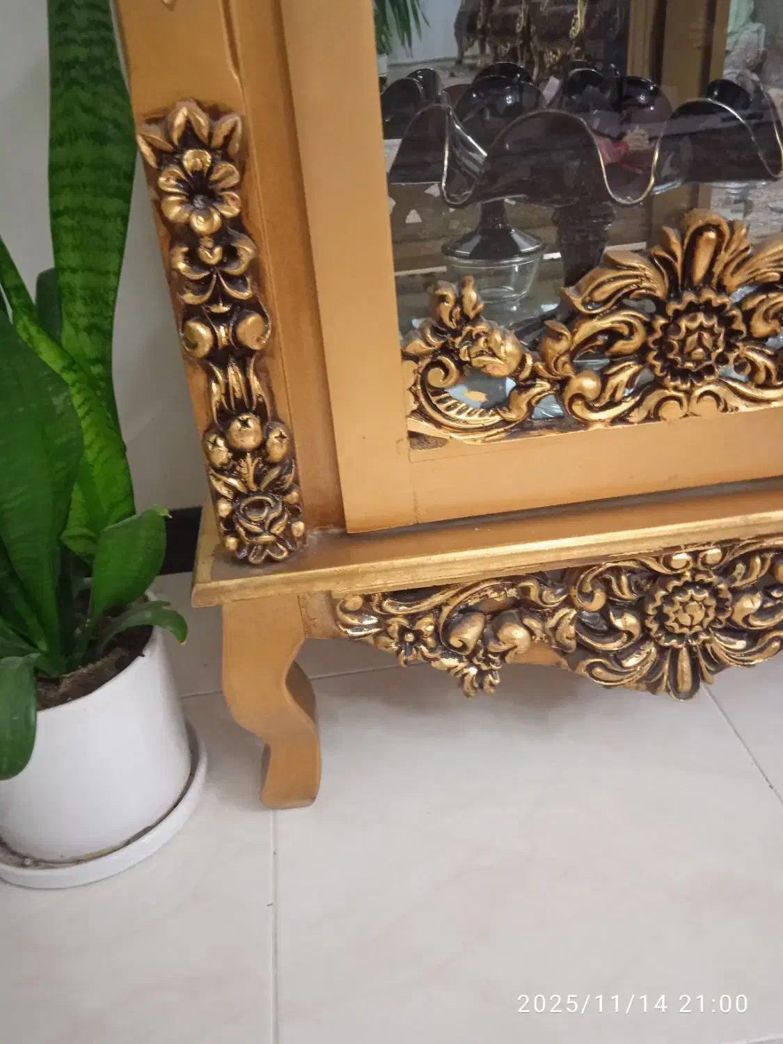 بوفه|بوفه، ویترین، کنسول|مشکیندشت, |دیوار