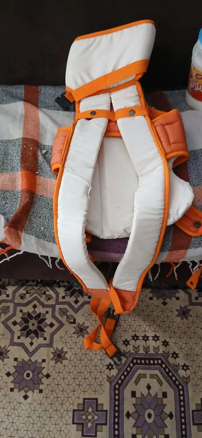 یه آغوشی کودک و یه کیسه بوکس بفروش|کالسکه و لوازم جانبی|اهواز, یوسفی|دیوار